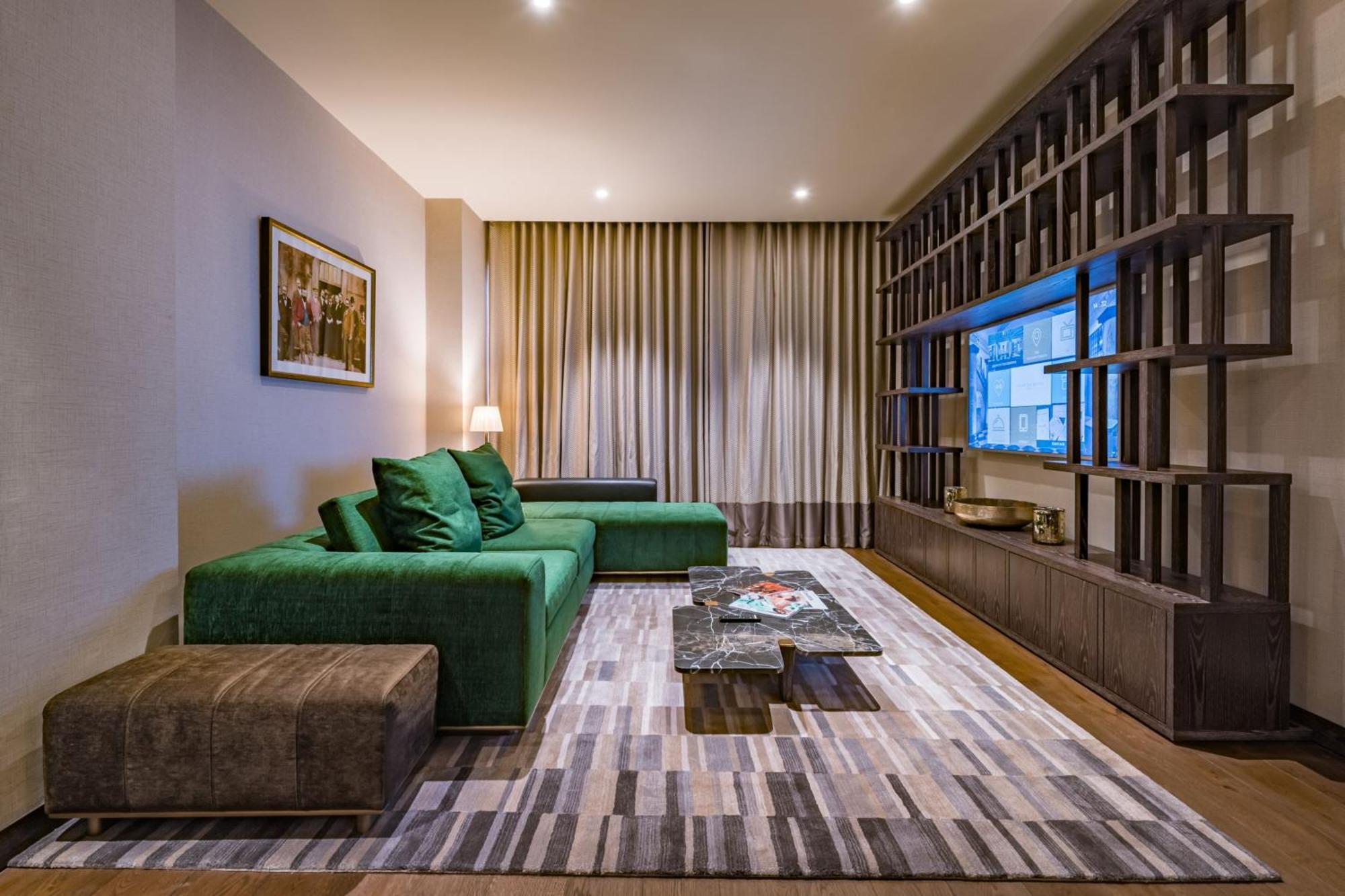 Stock Exchange Hotel, Manchester, Autograph Collection מראה חיצוני תמונה A living room in a private house