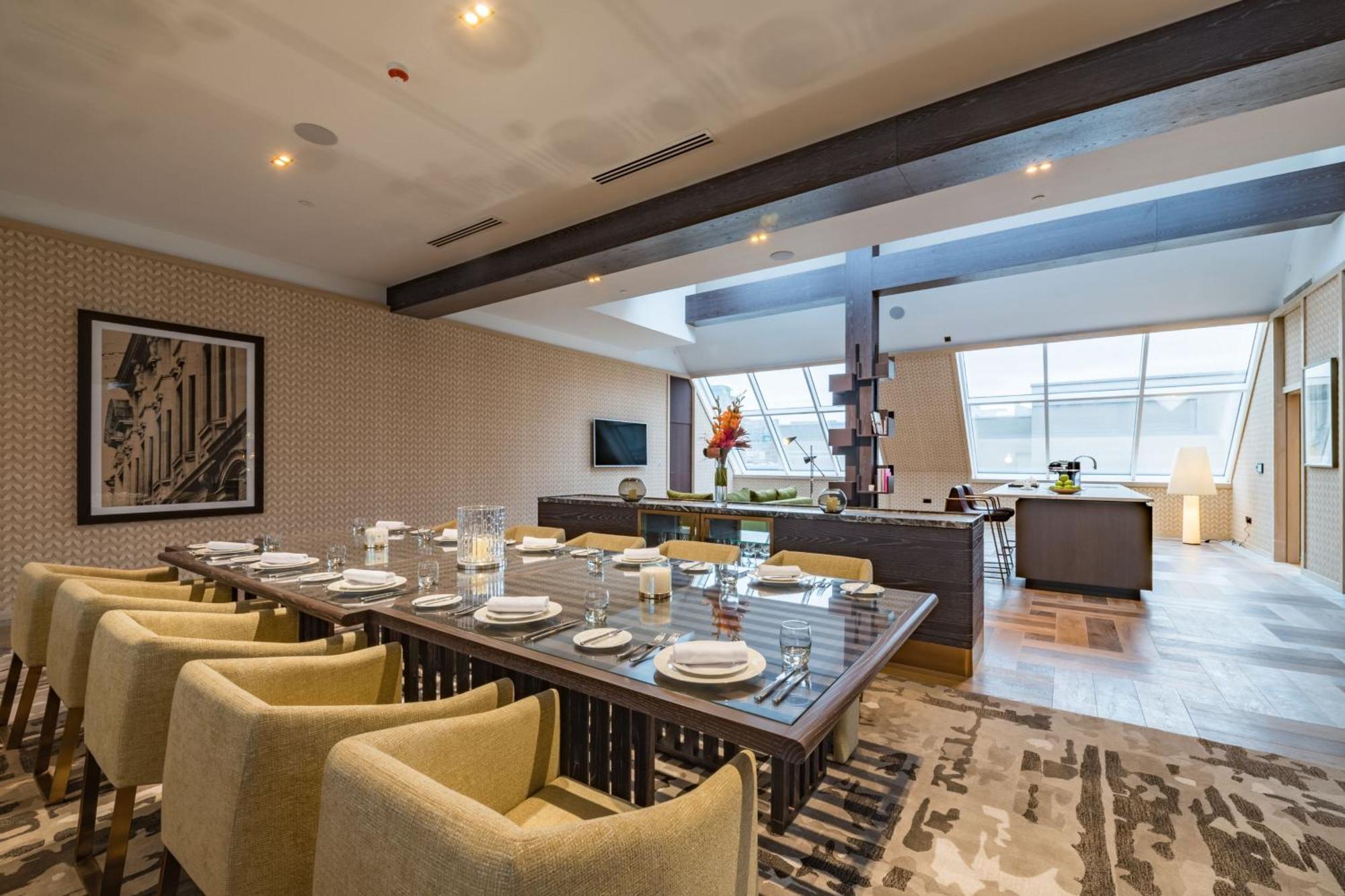Stock Exchange Hotel, Manchester, Autograph Collection מראה חיצוני תמונה The Kitchen at The Ivy, 2016