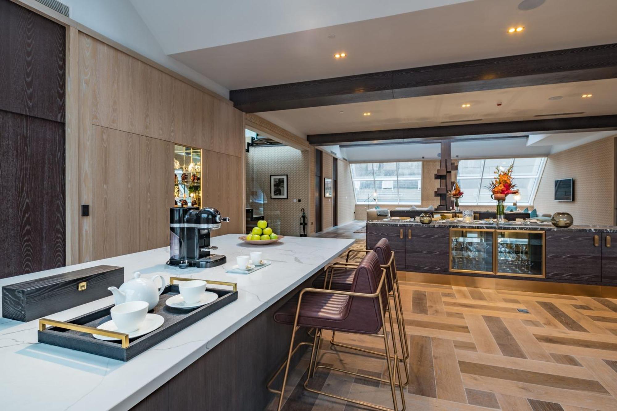 Stock Exchange Hotel, Manchester, Autograph Collection מראה חיצוני תמונה The Kitchen at 100 King Street
